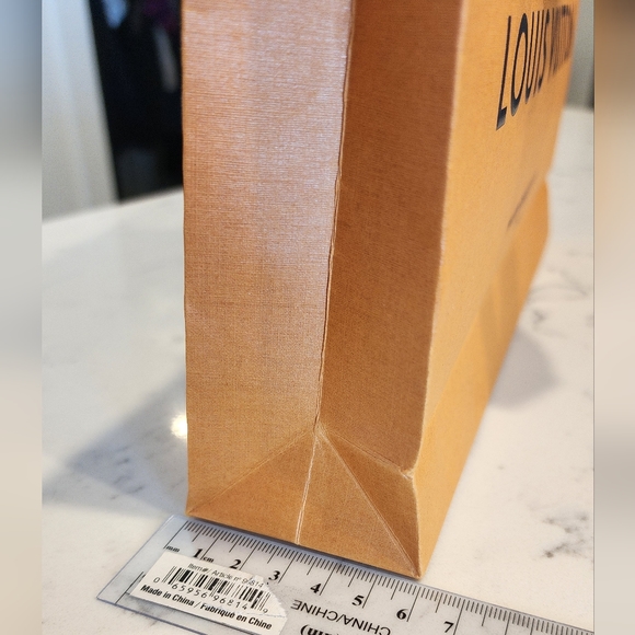 LOUIS VUITTON - Large (thin) giftbag - Picture 5 of 5